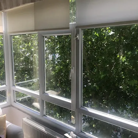 Apartamento Gayrettepe Besiktas Da Bueyuek *